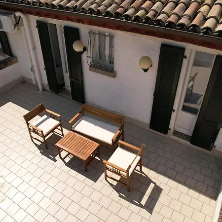 Napoleone A 10 Min Dal Mare Pesaro *