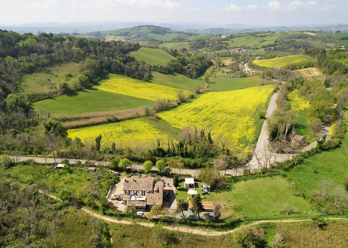 Napoleone A 10 Min Dal Mare Pesaro Willa